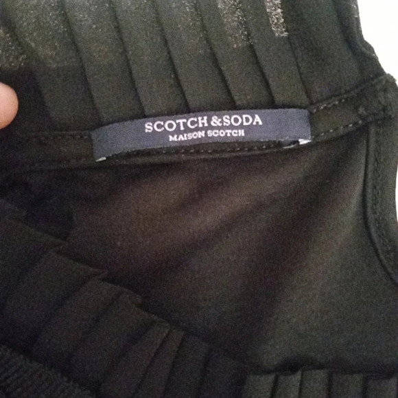 Scotch & Soda Black Ruffle High Neck Blouse Keyhole Back Size Medium - Picture 8 of 11